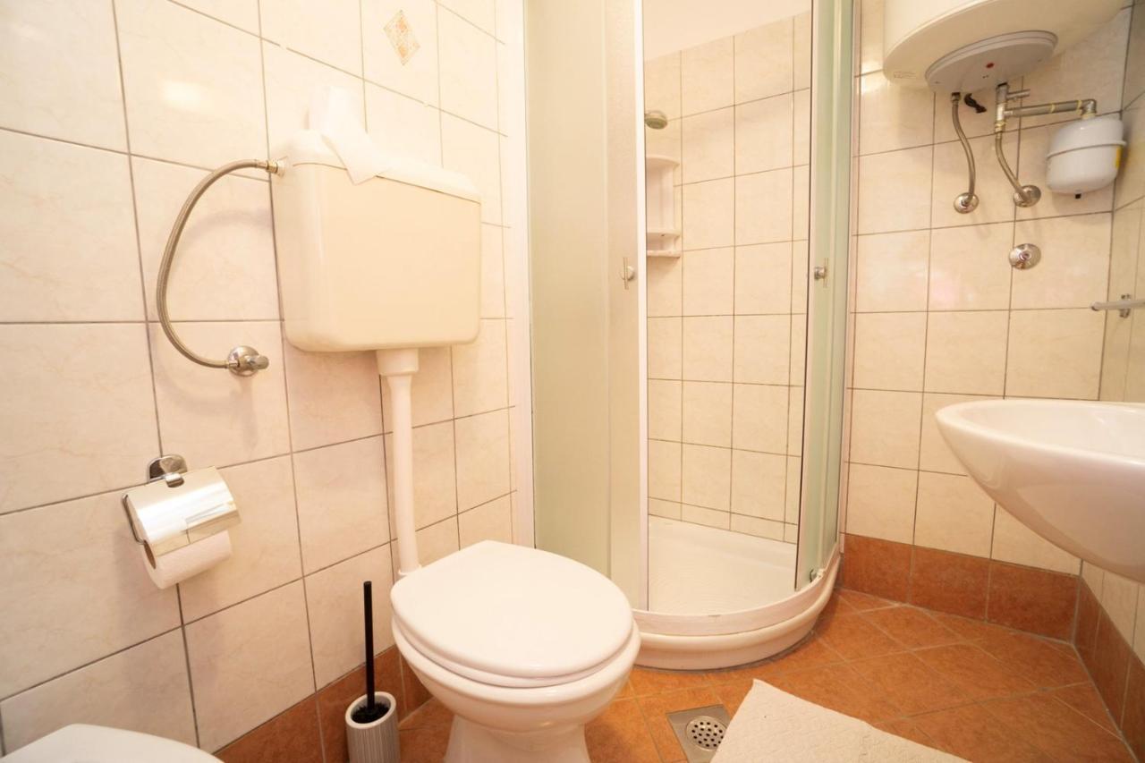 Apartment Nives Umag Ngoại thất bức ảnh
